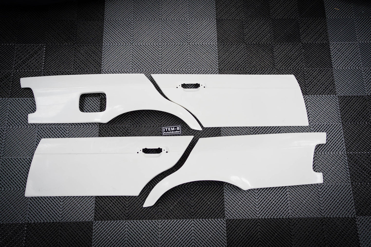 REAR ONLY E36 Sedan 50mm 4 Piece Rear Overfenders SET