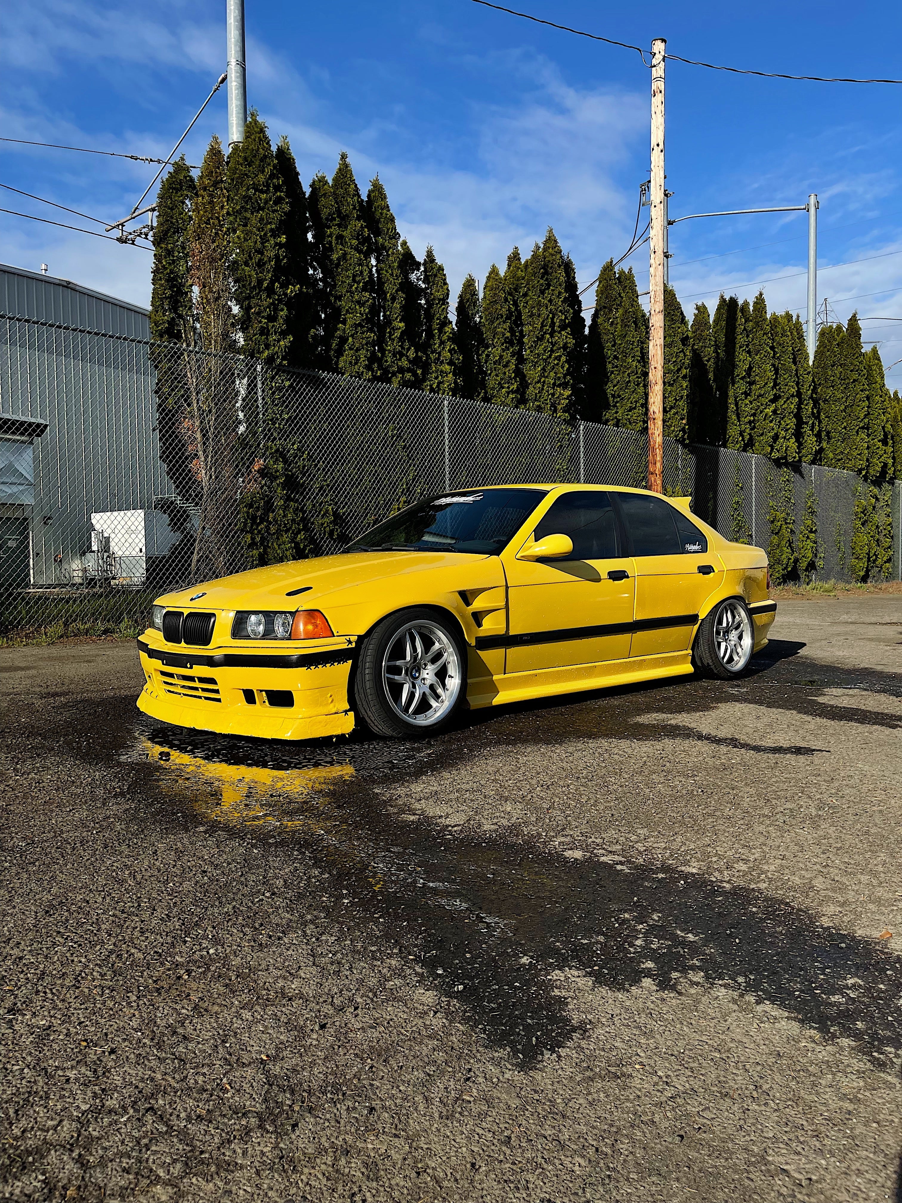 Bmw e36 store sedan overfenders